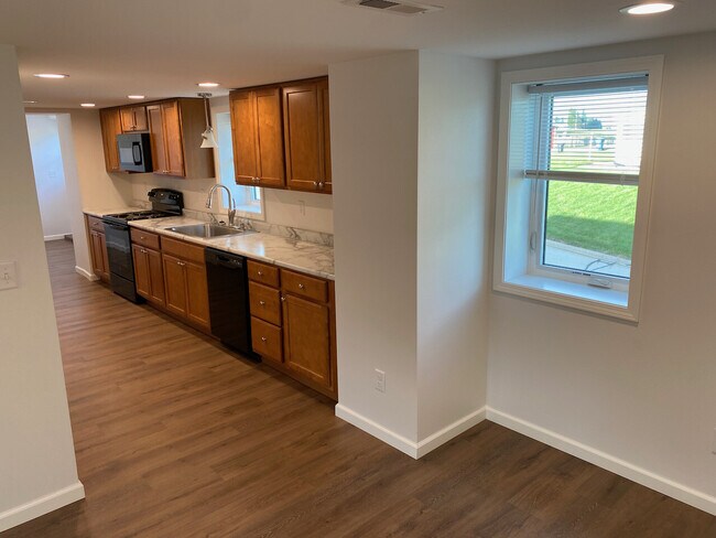 Building Photo - Welsh Street Apartments