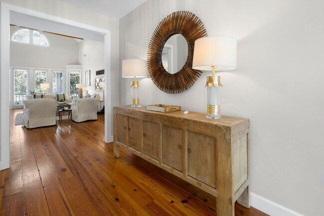 Foto del edificio - 125 Brandon Way