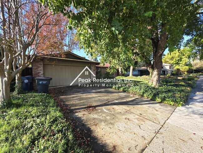 Building Photo - Spacious Greenhaven 3bd/2ba Home with 2 Car Garage
