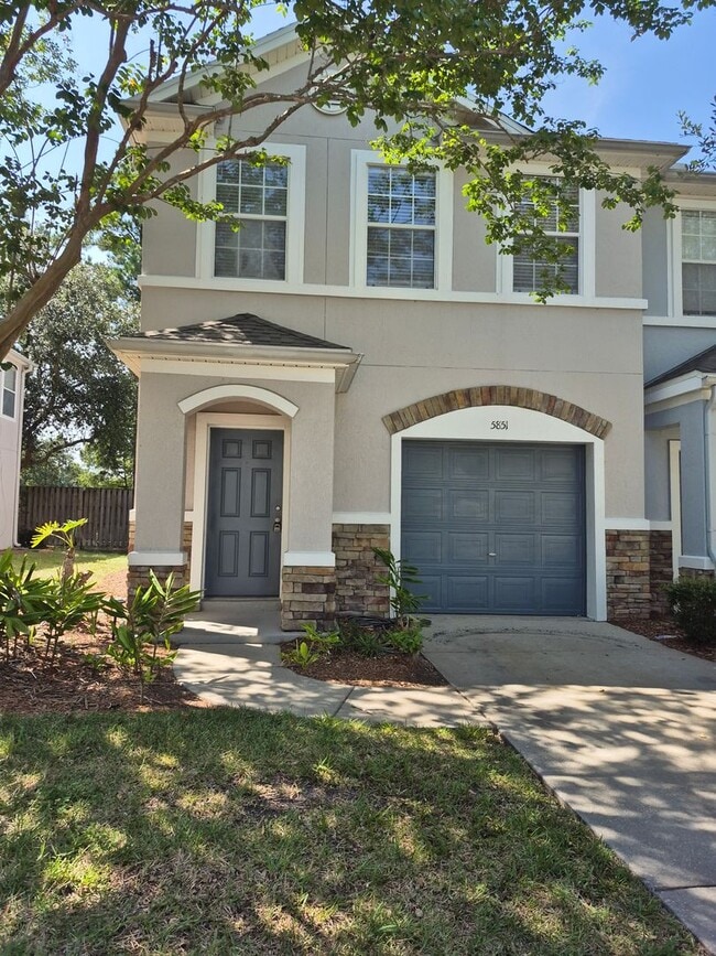 Building Photo - 5851 Parkstone Crossing Dr