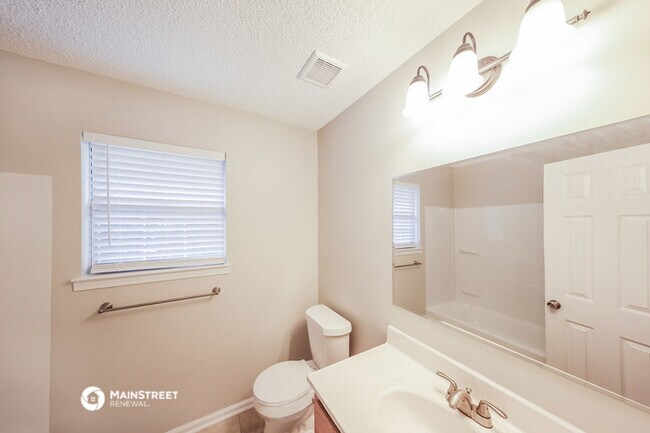 Building Photo - 355 Brian Trl