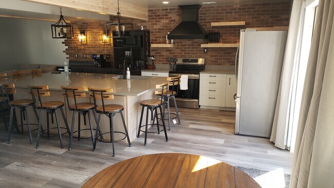 Kitchen - 7684 S 455 E