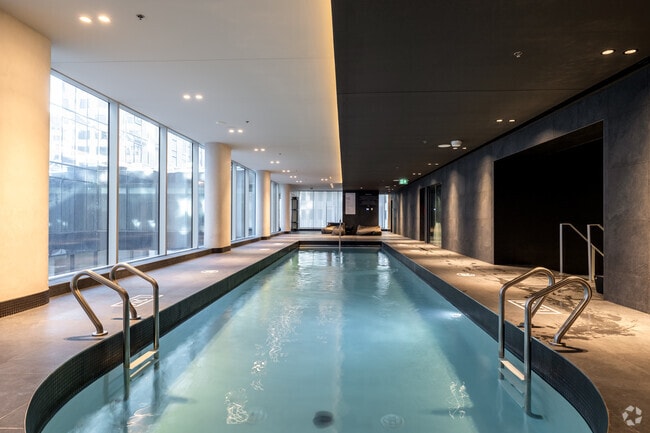 Pool - 1 Square Phillips