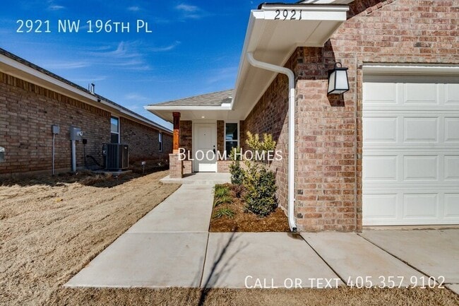 Photo - 2921 NW 196th Pl House