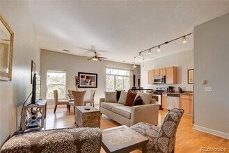 Building Photo - 5677 S Park Pl