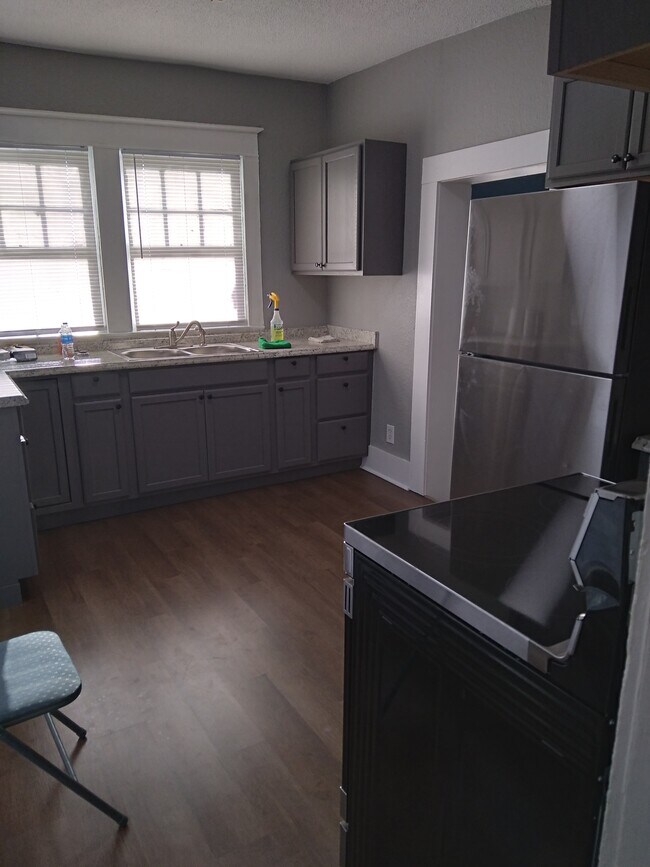 Foto del edificio - 416 Howell St