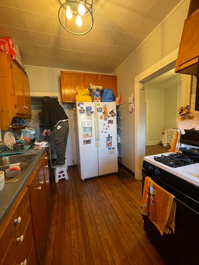 Foto del edificio - 82 Estella Ave