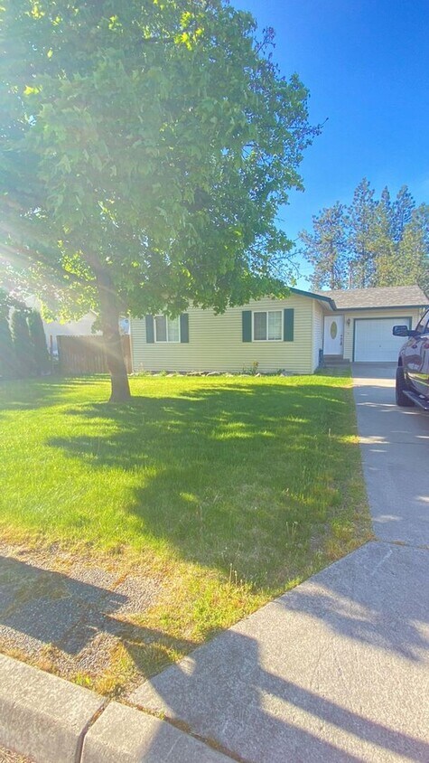 Primary Photo - Classic Charm in Post Falls