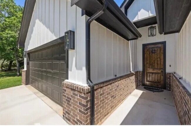 Foto del edificio - 1418 Cheyenne Trail