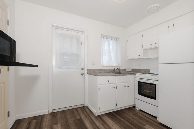 Photo - 1017 NE 14th Ave Apartment