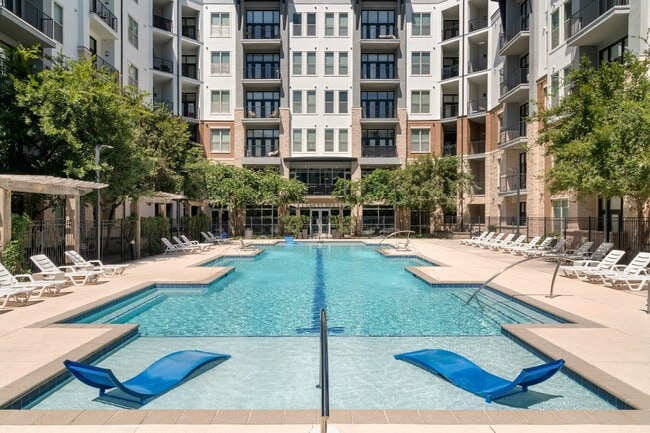 Building Photo - 1160 Hammond