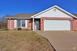 Building Photo - 139 Green Meadows Dr