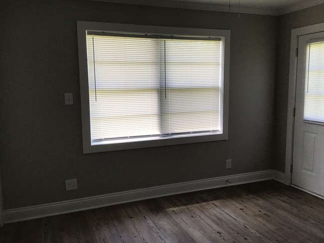 Building Photo - Home for rent!