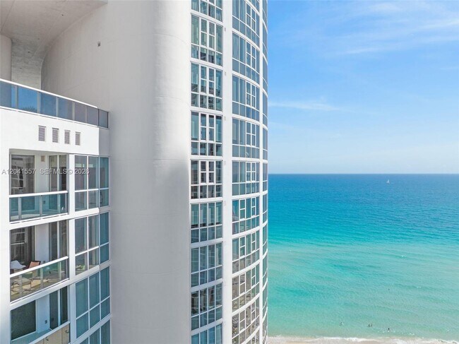 Building Photo - 18201 Collins Ave