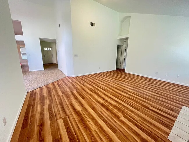 Building Photo - 2082 E Minarets Ave