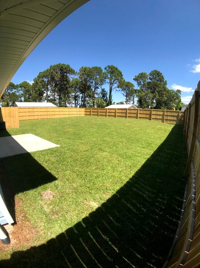Foto del edificio - 2111 Bent Oak Ct