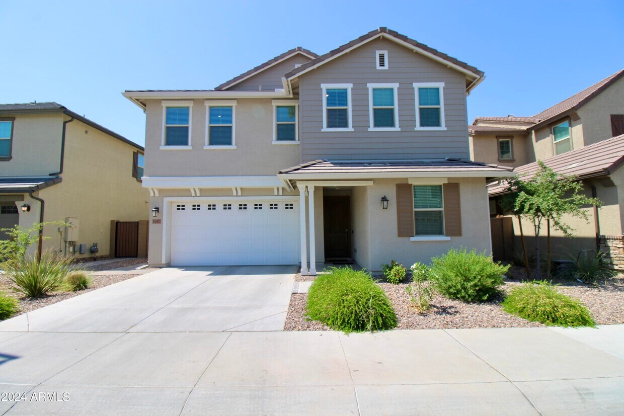 Primary Photo - 1045 E Thompson Way
