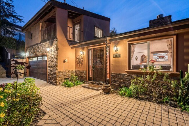 Building Photo - 5734 Fairview Pl