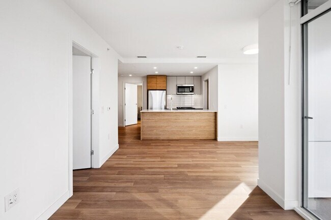 Photo du bâtiment - Yarrow and Aster East Village Apartments