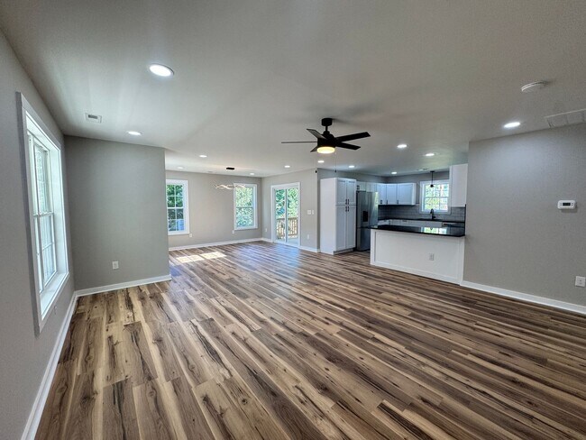 Foto del edificio - 2934 S Stratford Rd