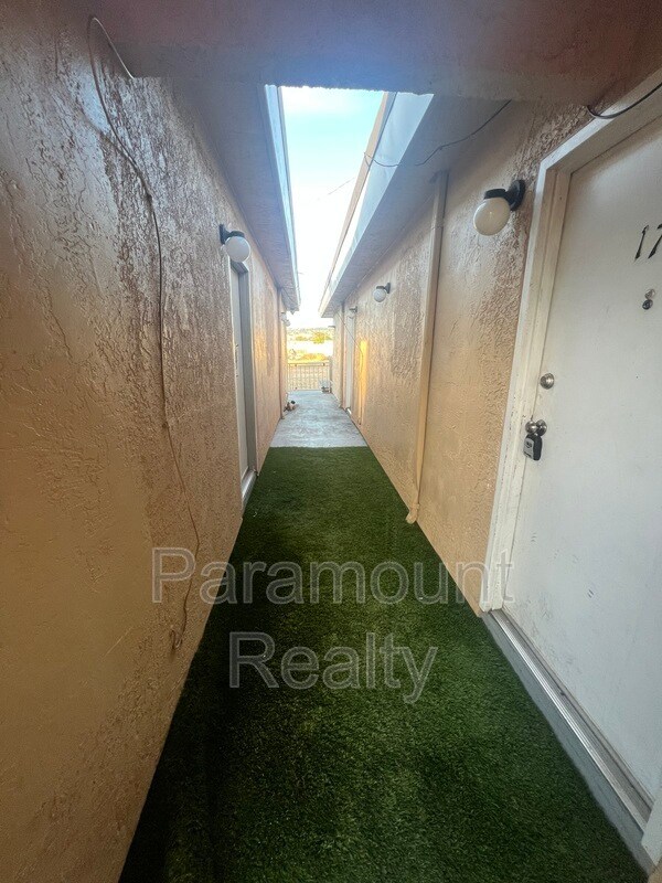 173 22nd St Unit B, Richmond, CA 94801 Condo for Rent in Richmond, CA