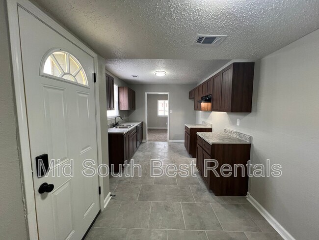 Foto del edificio - 3507 Ashford Rd