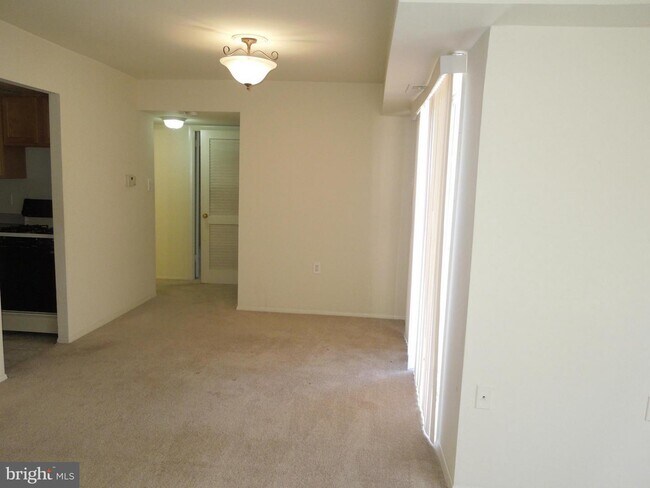 Foto del edificio - 125L Clubhouse Dr SW