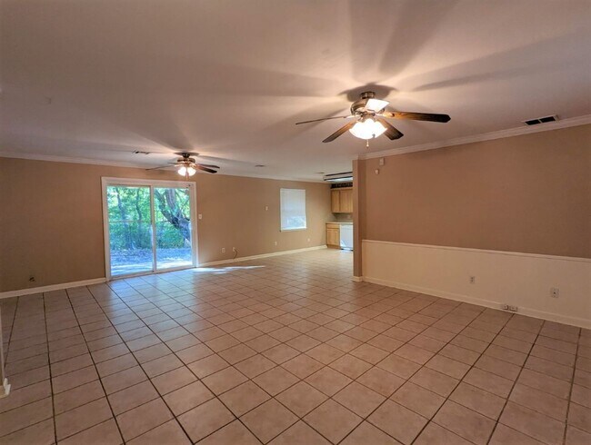 Foto del edificio - 2 Bed 1.5 Bath 1 Car Garage in Henderson Hills Addition Edmond, OK