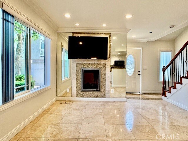 Foto del edificio - 685 W 18th St