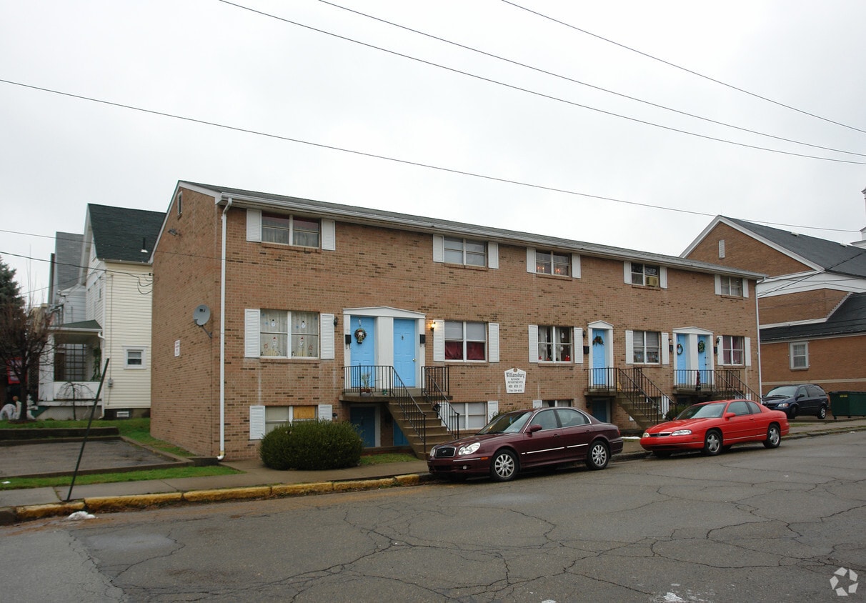 WILLIAMSBURG MANOR Apartments in New Kensington, PA