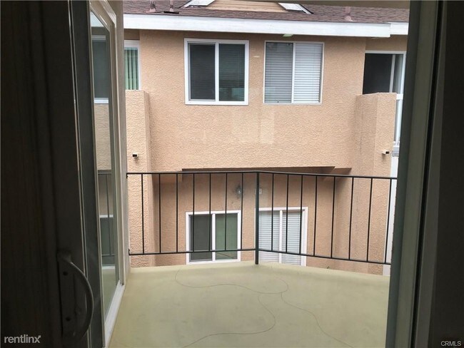 Building Photo - 3 br, 2 bath House - 50 Diamond St Apt 3