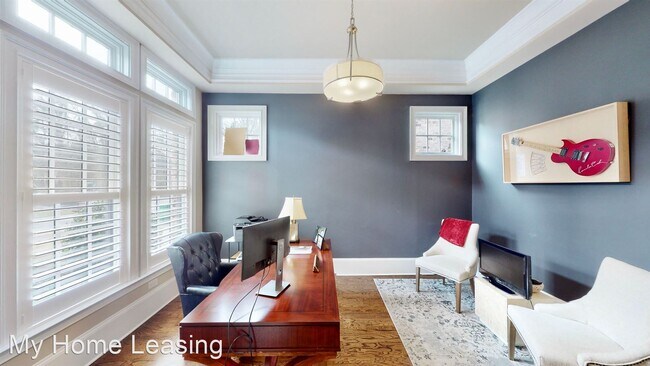 Building Photo - 4 br, 4.5 bath House - 4307 Calvet Court
