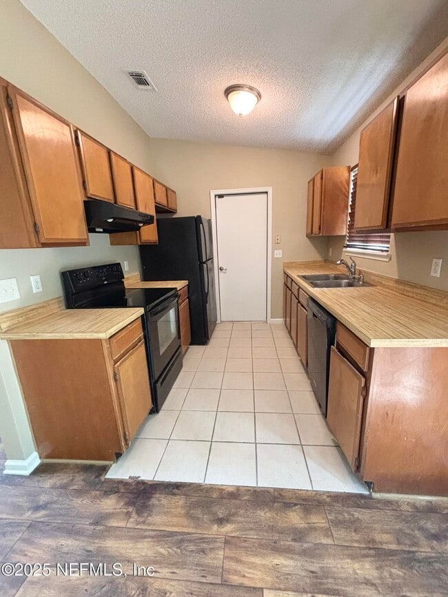 Building Photo - 5219 Brentview Terrace
