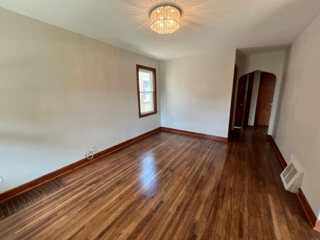 Building Photo - 10317 S Peoria St
