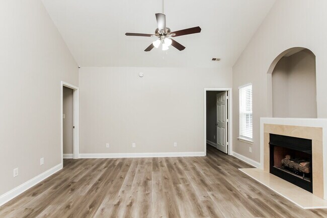 Foto del edificio - 12535 Twelvetrees Ln
