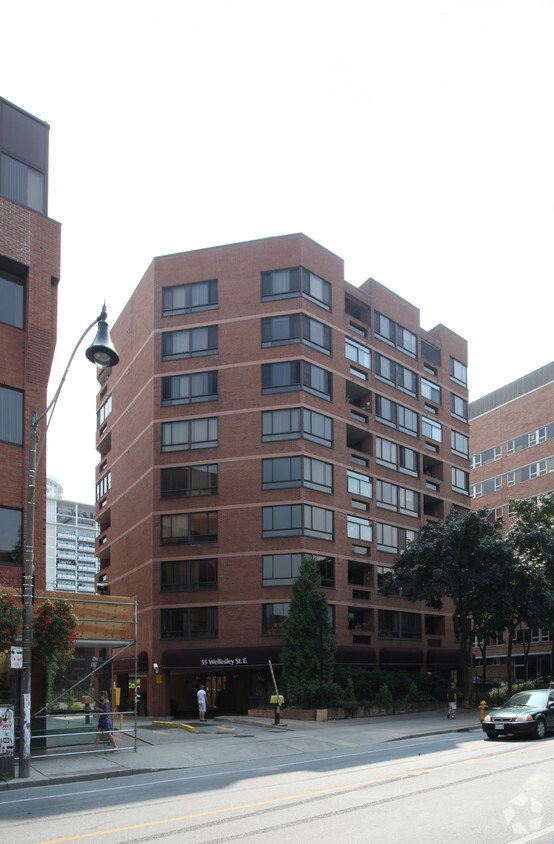 Primary Photo - 55 Wellesley St E