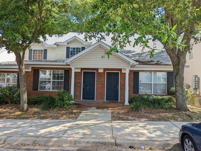 Building Photo - 2738 W Tharpe St