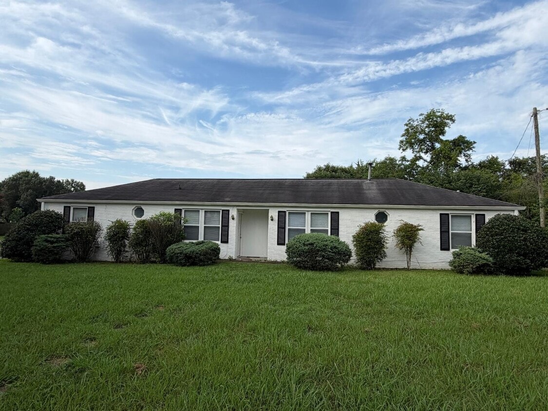 Photo - 1506 Idlewild Drive - Unit B