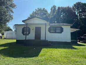 Building Photo - 113 Terrace Dr