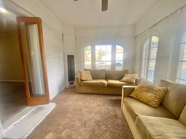 Foto del edificio - Great 3 bed 2 bath rental in Tech Terrace
