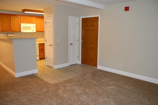 Foto del edificio - MOVE IN READY!! 1 Bedroom 1 Bath in Villa Borgata
