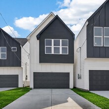 Building Photo - 9332 Waller St