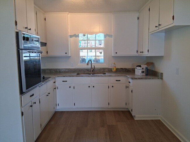 Foto del edificio - 2 Bedroom/1 Bath Home on the water