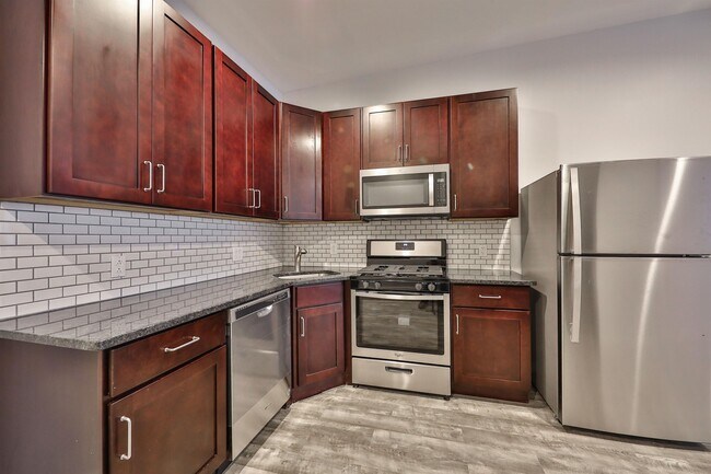 Foto del edificio - 400 W Penn St