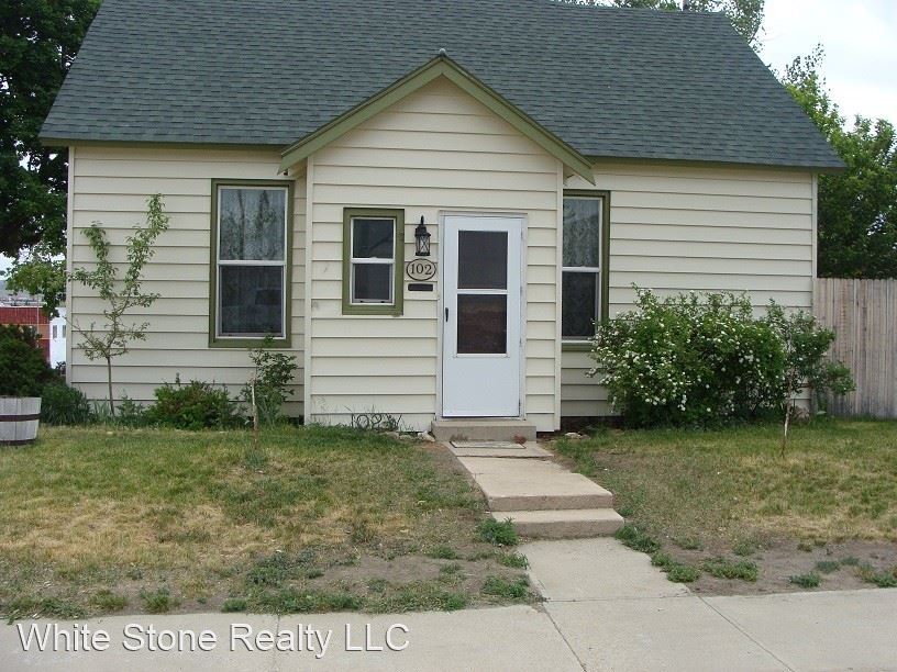 3 br, 1.5 bath House 102 W Buffalo St. House for Rent in Rawlins