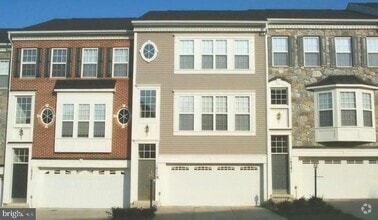 Building Photo - 16579 Bramblewood Ln