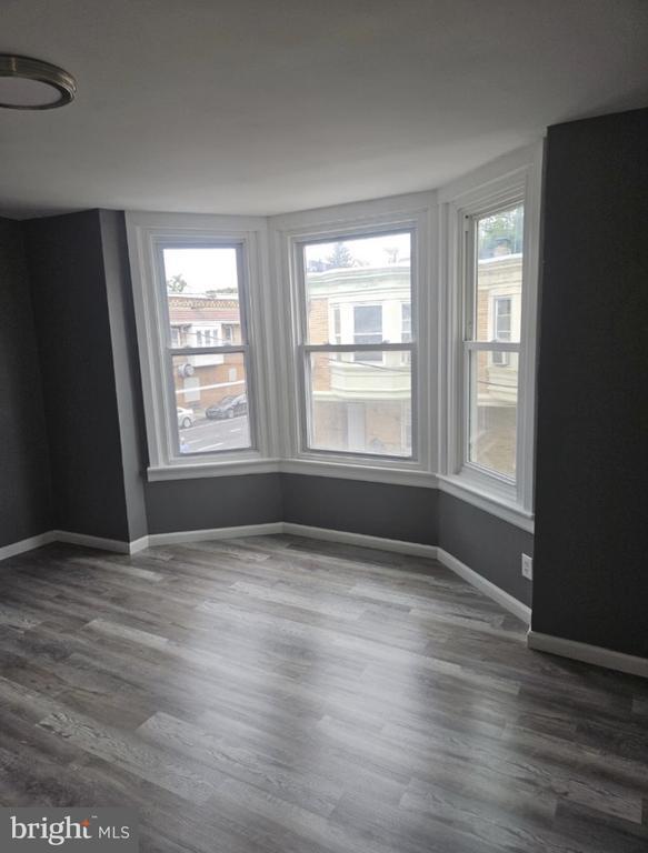 Foto del edificio - 5554 Crowson St