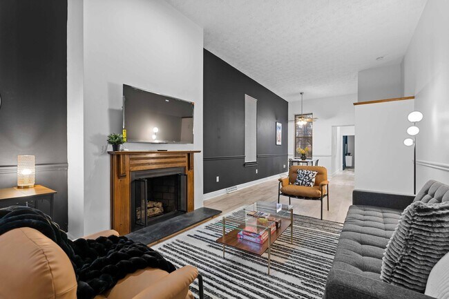 Building Photo - 1306 Liverpool St
