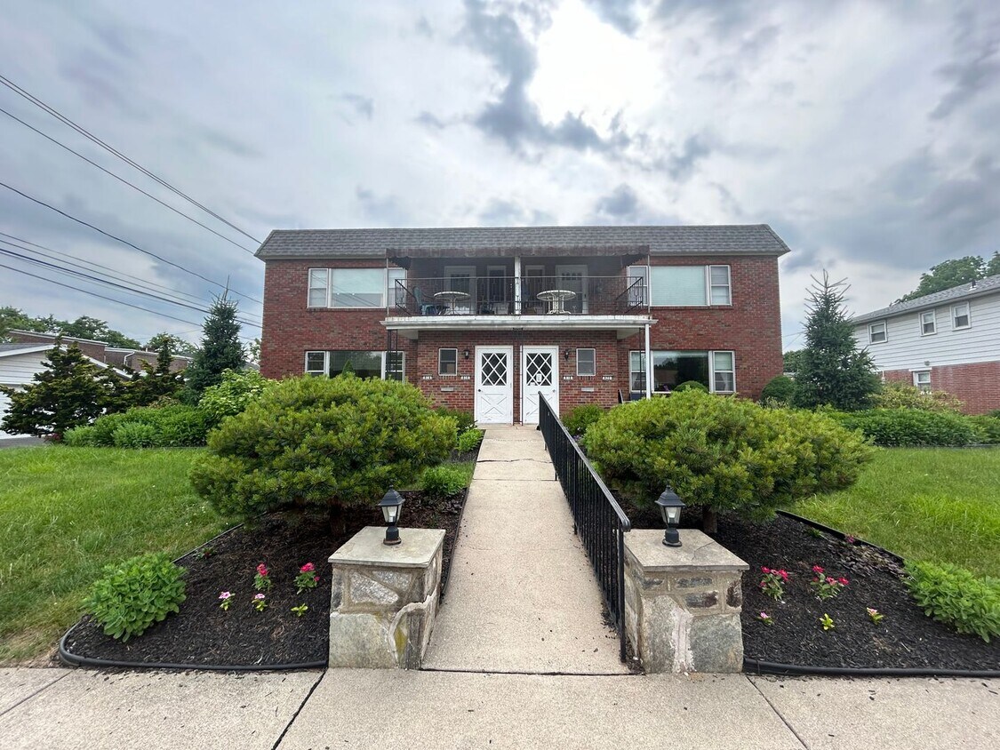 814 N St Lucas St Unit 814, Allentown, PA 18104 Room for Rent in