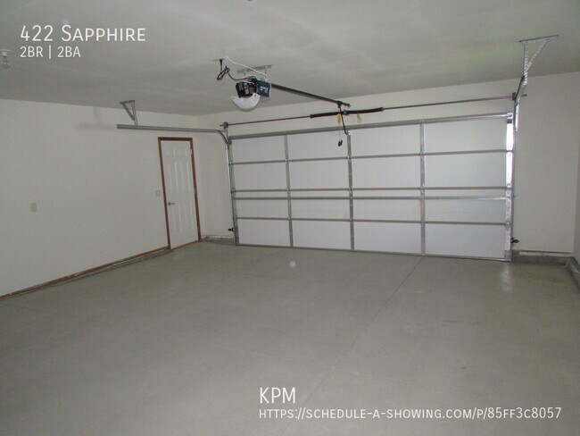 Building Photo - 422 Sapphire-